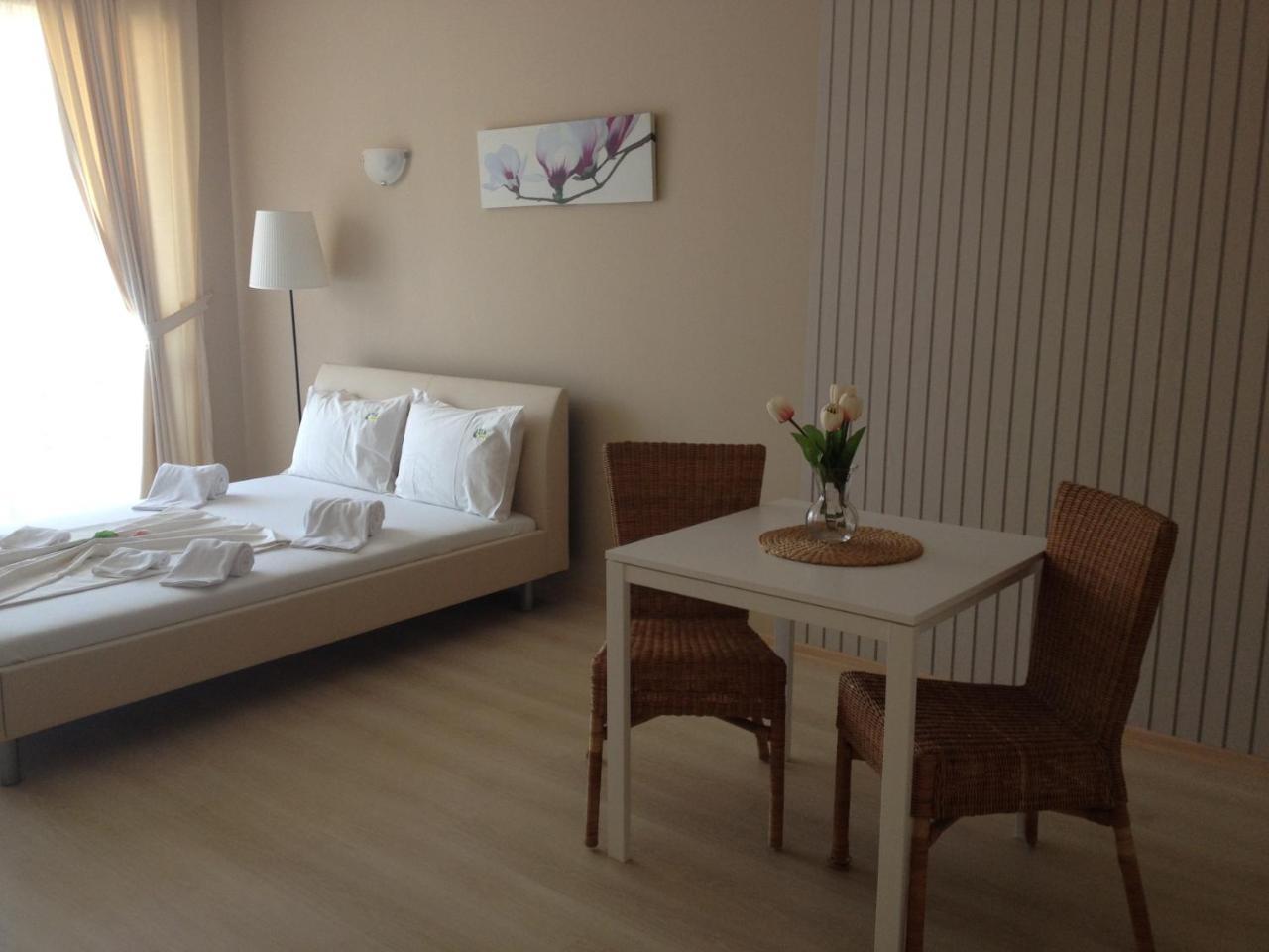 Apartments Atia Chernomorets Esterno foto
